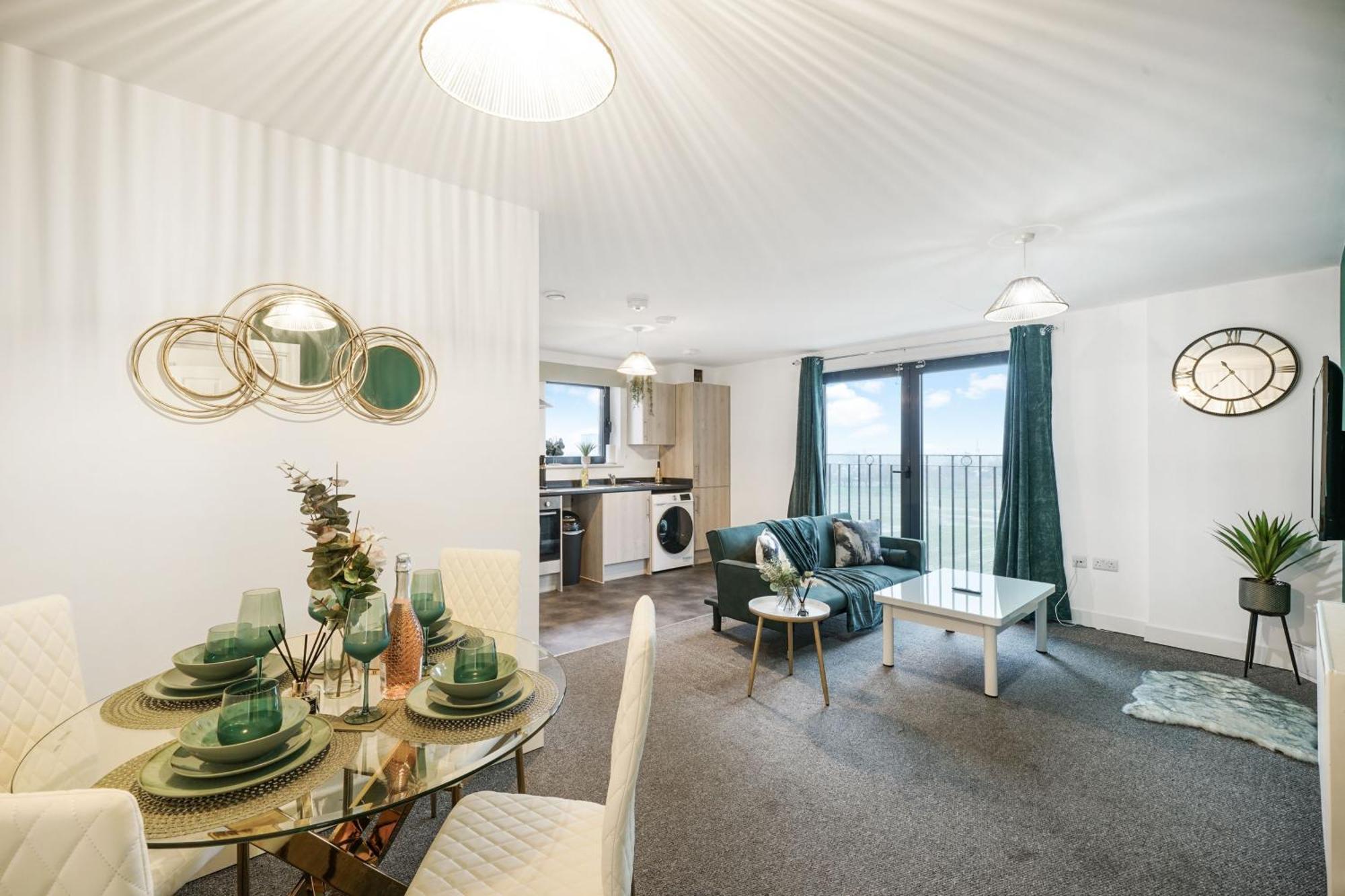 Modern Apartments With Free Parking Near Heathrow Colnbrook Exterior foto